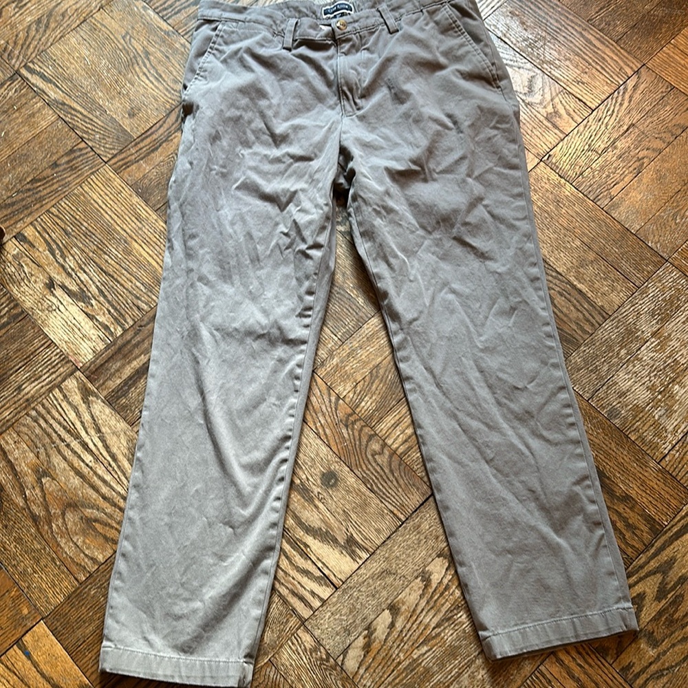 Club Room grey slacks. 33w 30L. 91% cotton, 9% Spandex